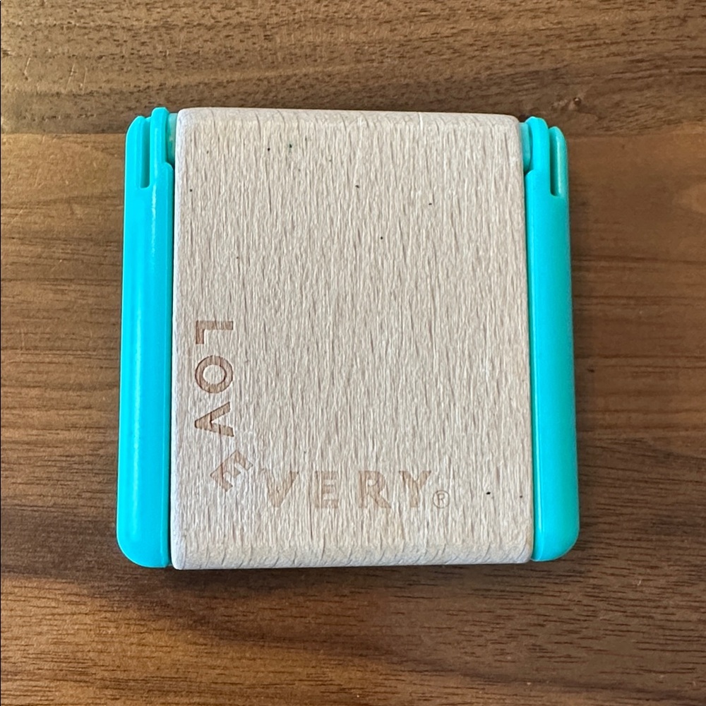 Lovevery It's Me! Compact Pocket Mirror - Discontinued